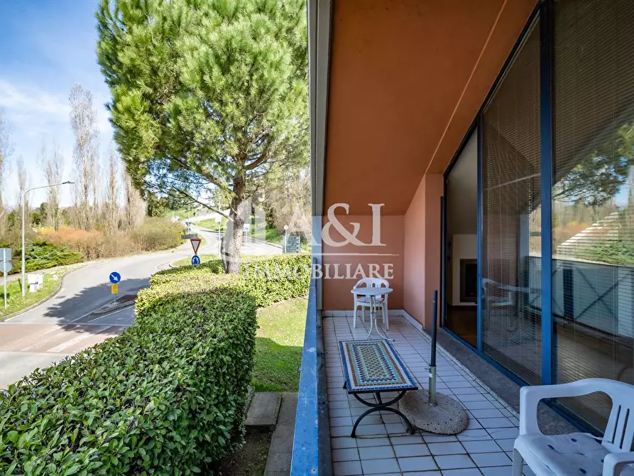 Immagine 1 di Villa in vendita  a Monza