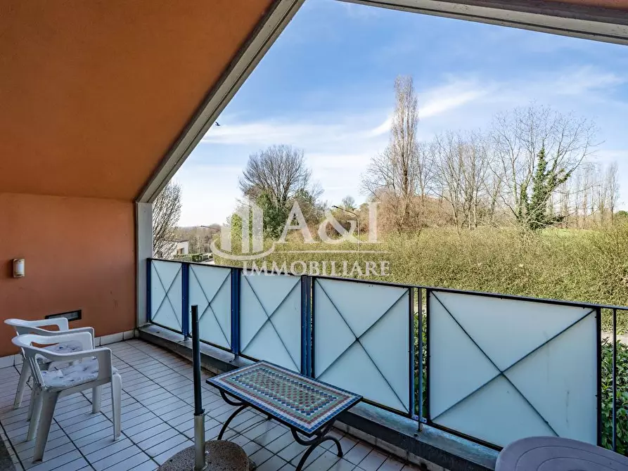 Immagine 4 di Villa in vendita  a Monza