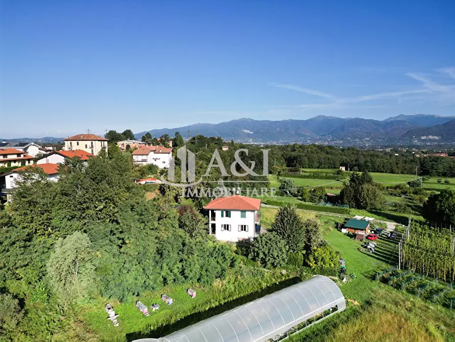 casa indipendente in vendita a Barzago in zona Verdegò