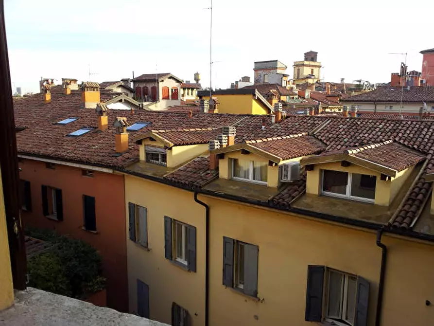 Immagine 1 di Appartamento in affitto  in Via Oberdan a Bologna