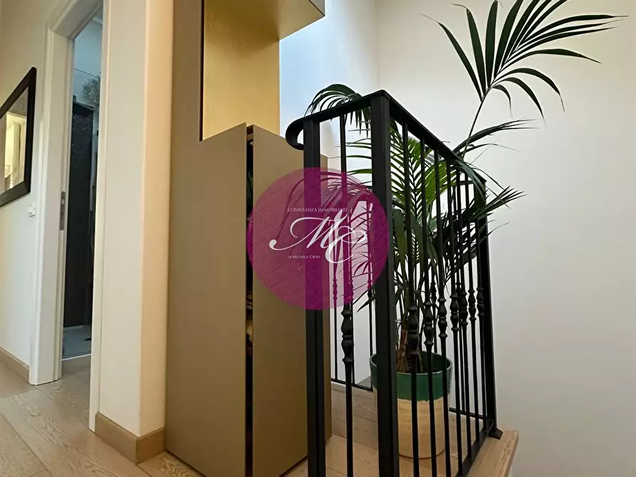 Immagine 5 di Villa in vendita  in Circonvallazione Fiume Montone Abbandonato a Ravenna