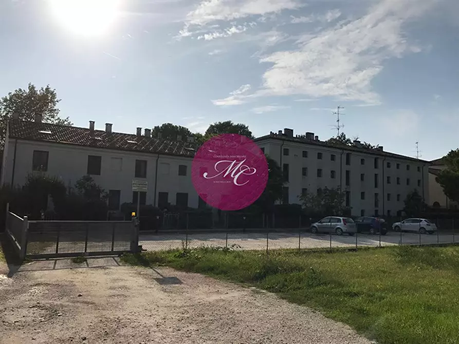 Immagine 3 di Appartamento in vendita  in VIA ARGINE DESTRO CANALE MOLINO 9/C a Ravenna