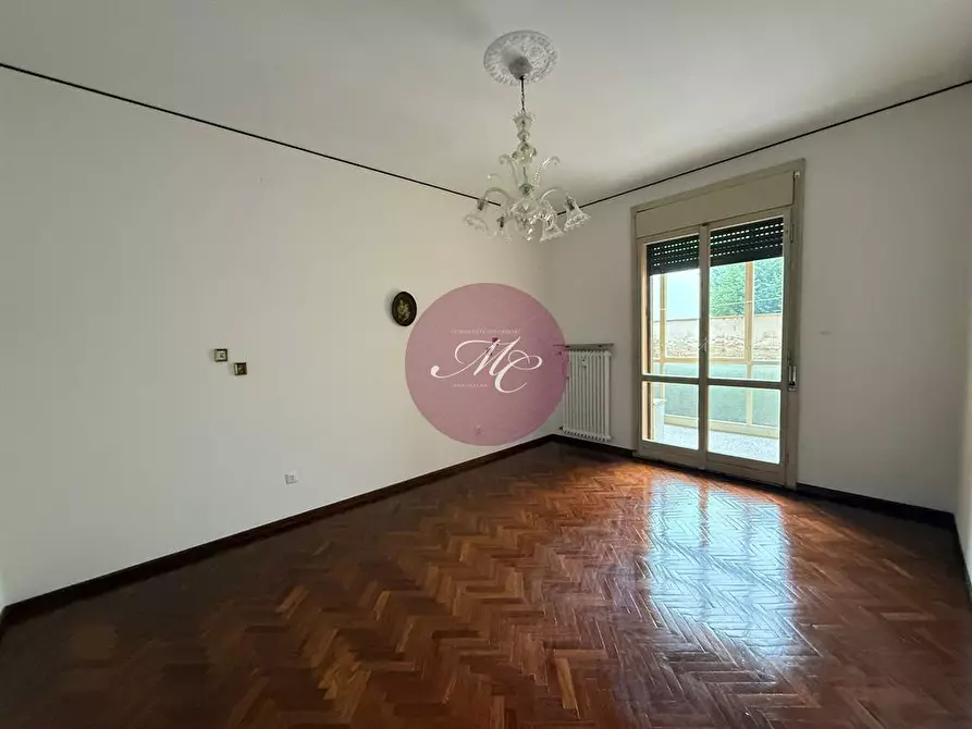 Immagine 1 di Appartamento in affitto  a Ravenna