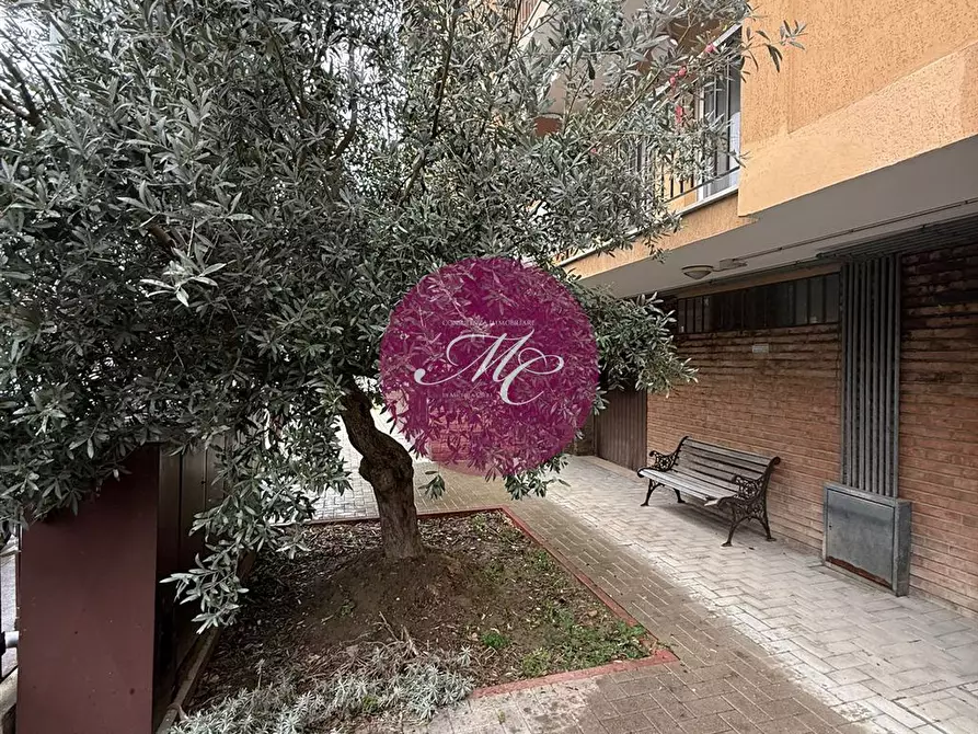 Immagine 8 di Appartamento in affitto  a Ravenna