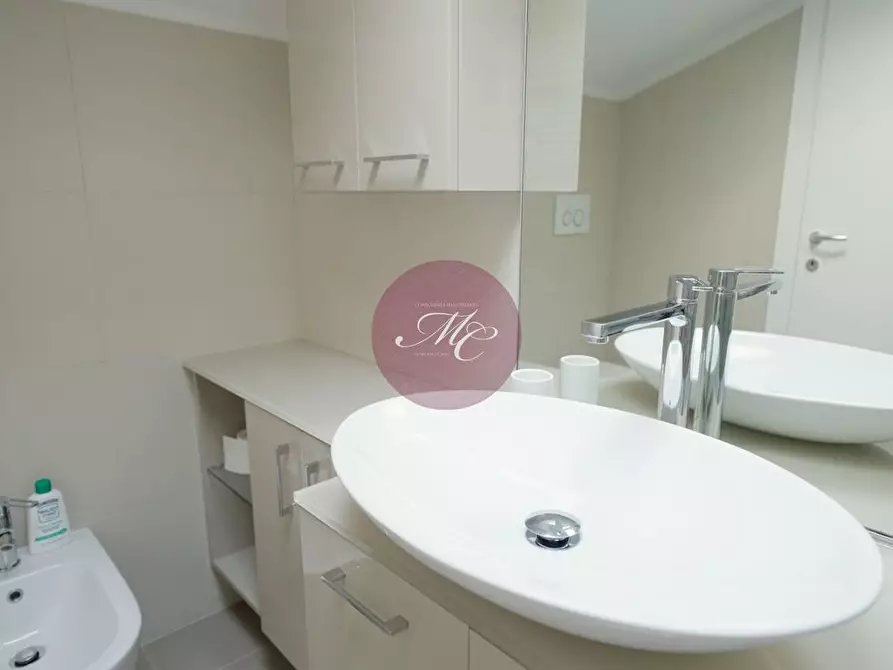 Immagine 7 di Appartamento in vendita  a Ravenna