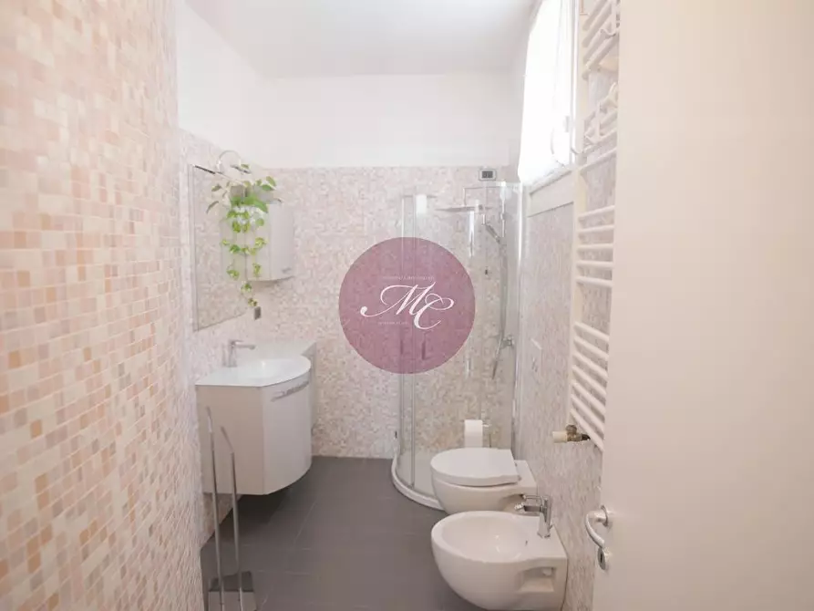 Immagine 2 di Appartamento in vendita  a Ravenna