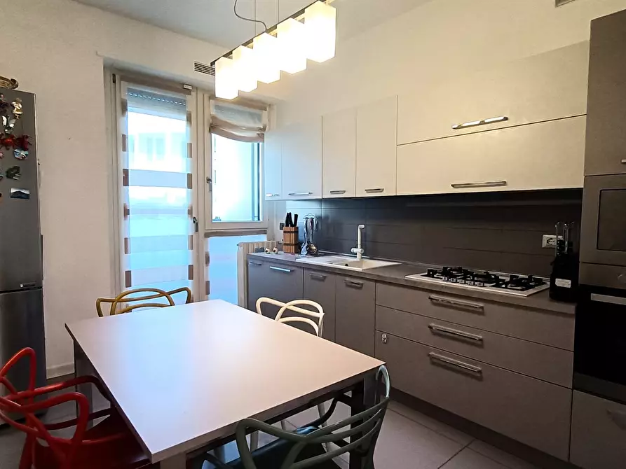 Immagine 5 di Appartamento in vendita  in Via Ramazzotti 24 a Monza