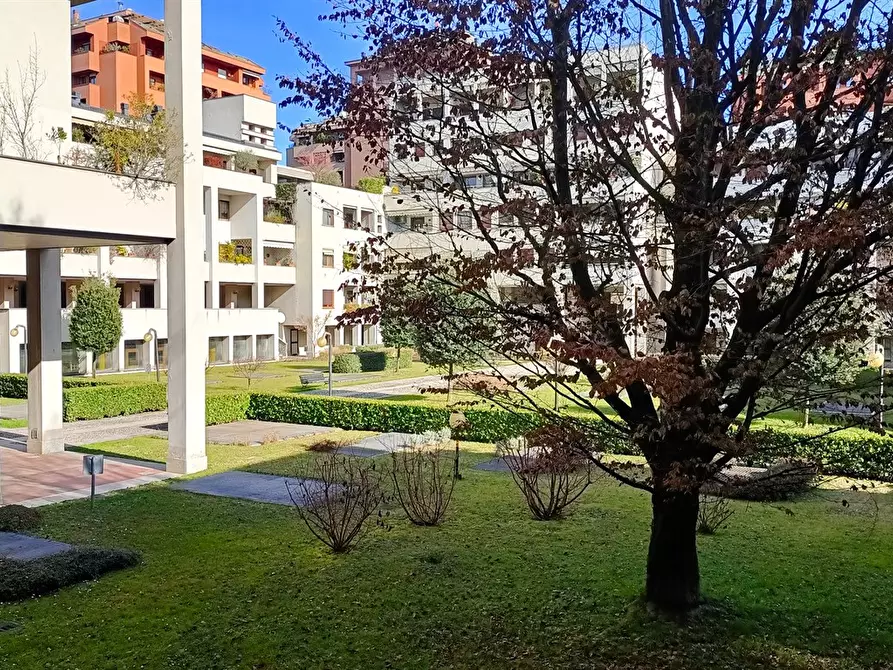 Immagine 7 di Appartamento in vendita  in Via Ramazzotti 24 a Monza