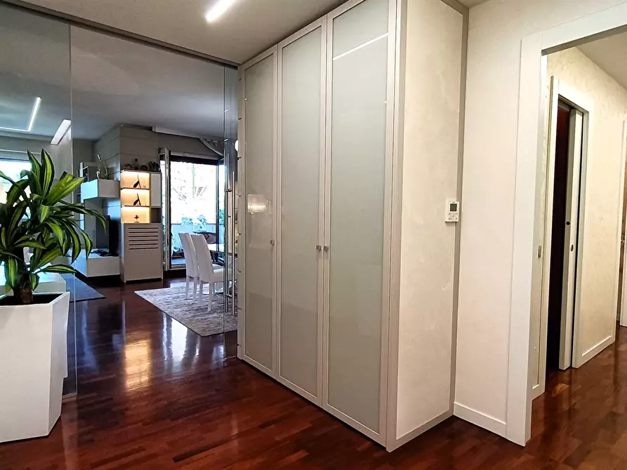 Immagine 3 di Appartamento in vendita  in Via Ramazzotti 24 a Monza