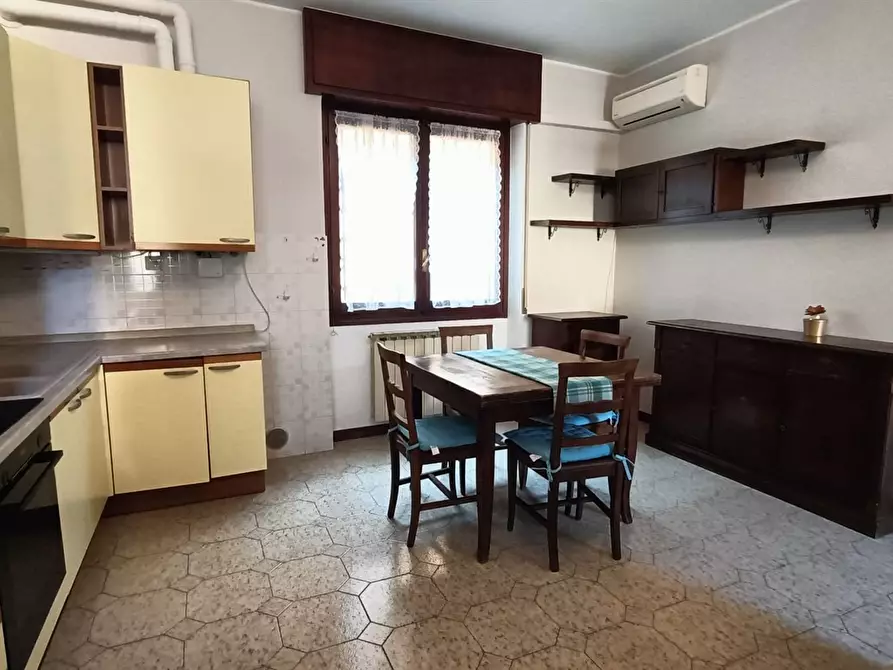 Immagine 3 di Appartamento in vendita  in Via Caduti Per La Patria 5 a Lesmo