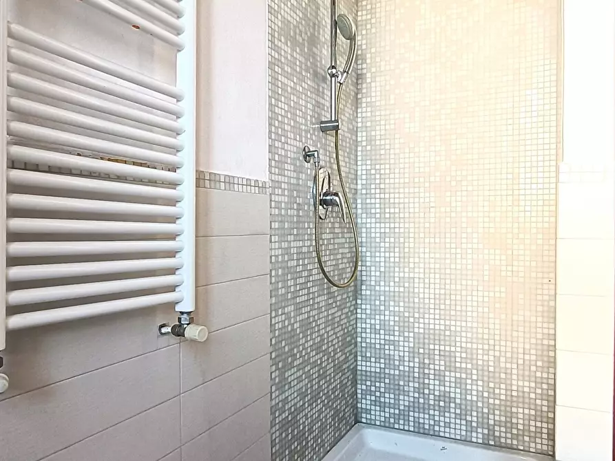 Immagine 5 di Appartamento in vendita  in Via Cascina Armellina a Bernareggio