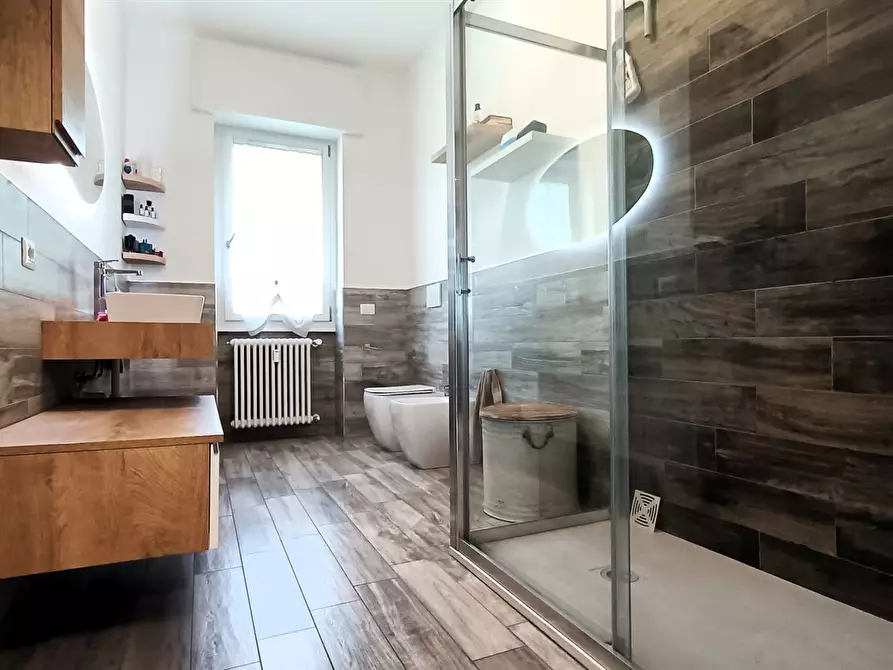 Immagine 6 di Villa in vendita  in Via Al Poggio 3 a Casatenovo