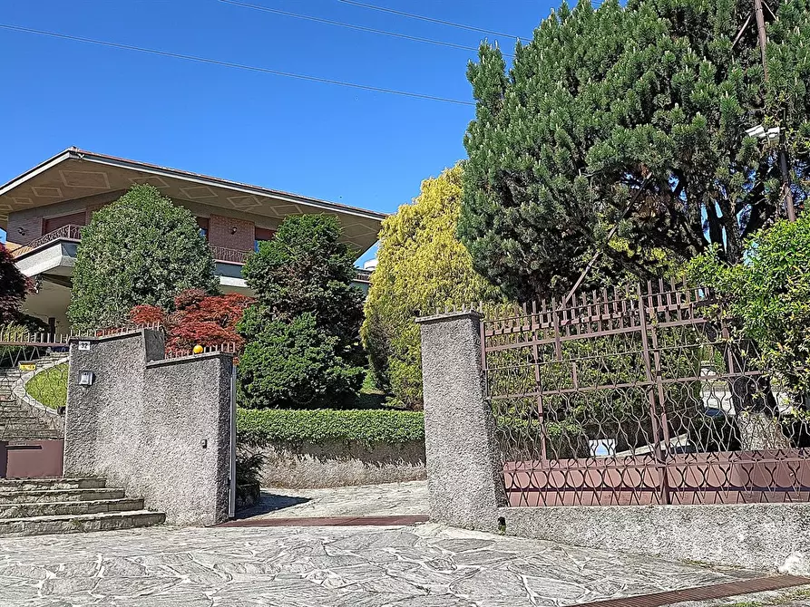 Immagine 2 di Villa in vendita  in Via Spluga 32 a Olginate