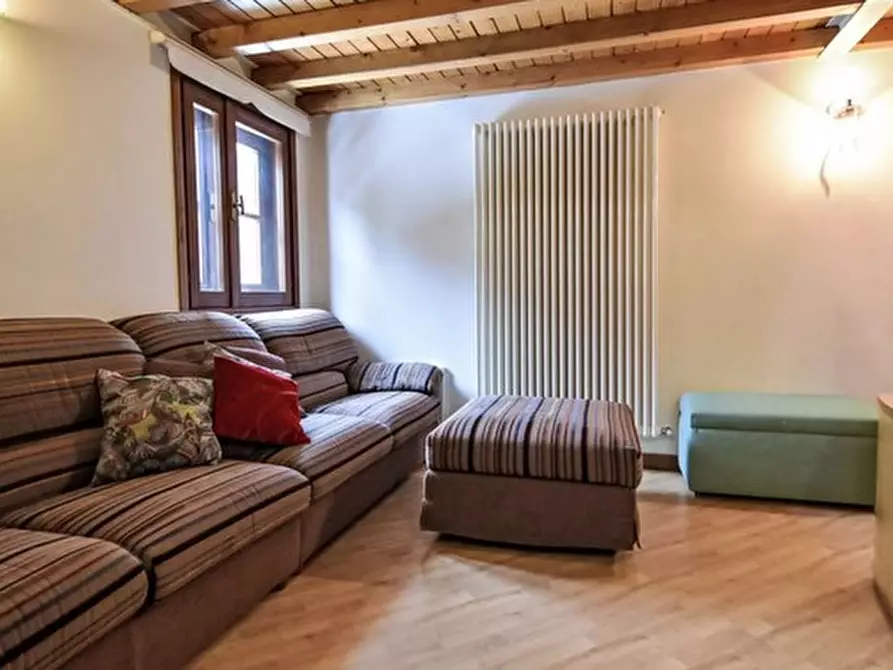 Immagine 5 di Appartamento in vendita  in Via Cascata 15 a Madesimo