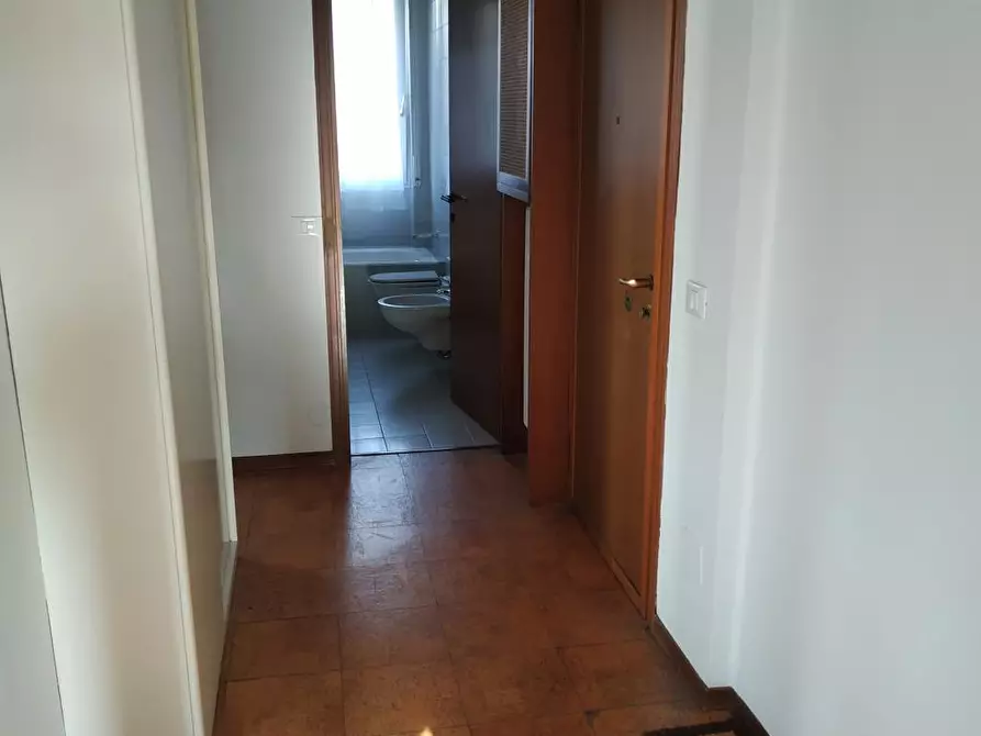 Immagine 1 di Appartamento in affitto  a Como