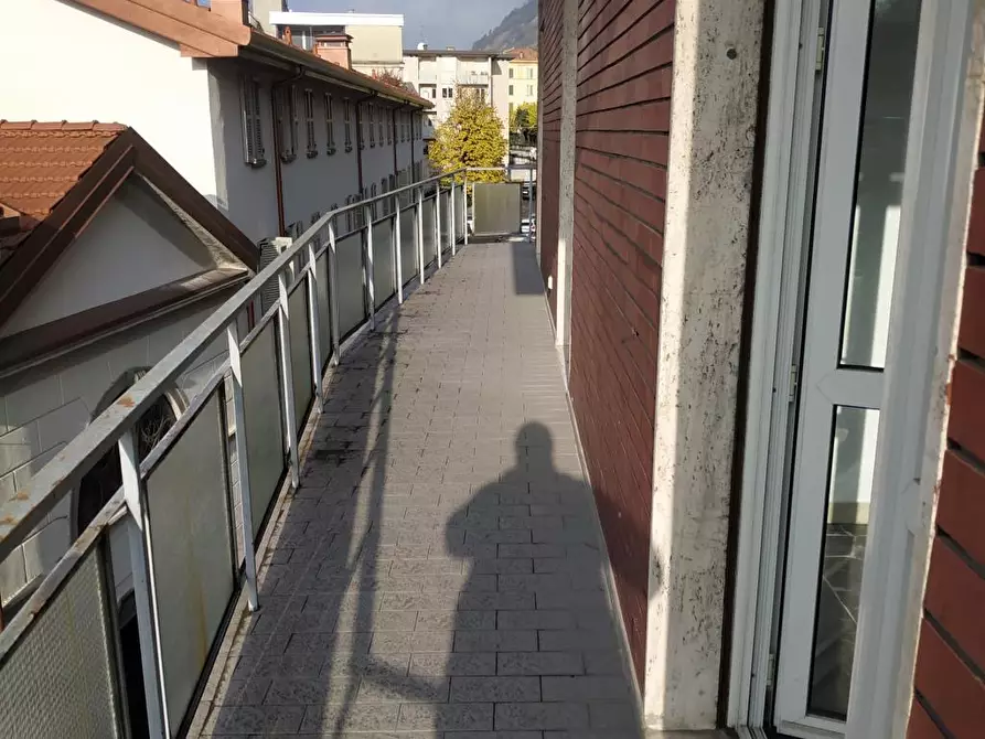 Immagine 5 di Appartamento in affitto  a Como