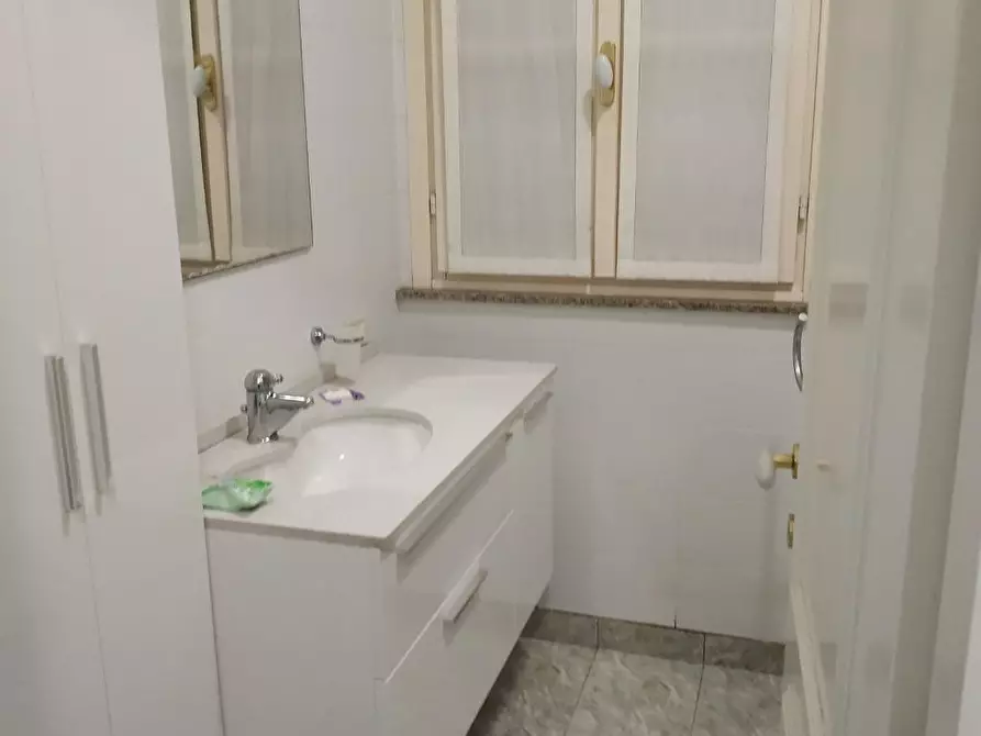 Immagine 3 di Appartamento in affitto  a Como