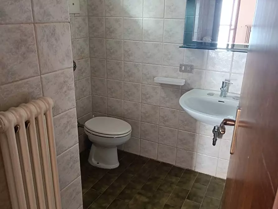 Immagine 6 di Appartamento in affitto  a Lomazzo