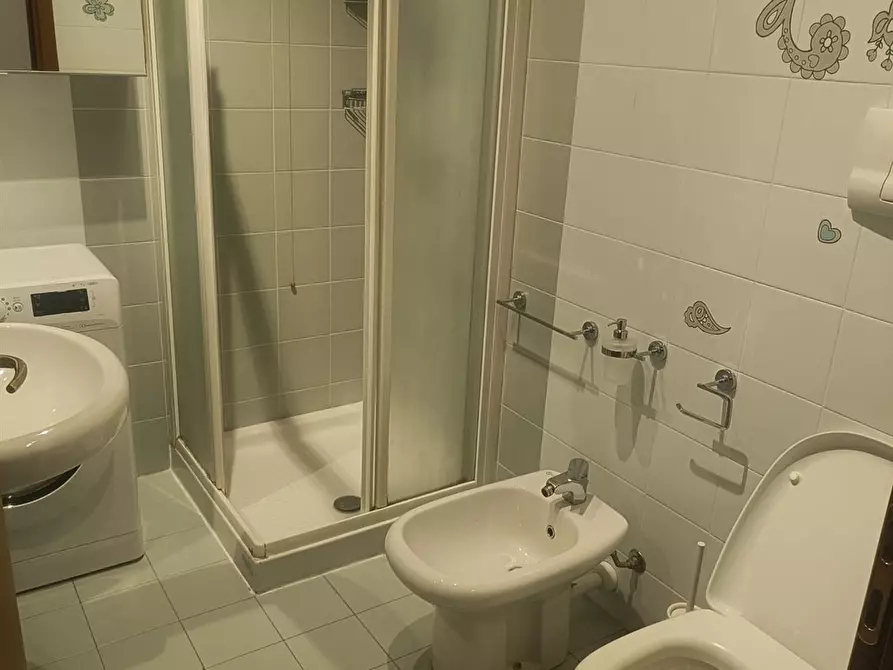 Immagine 1 di Appartamento in affitto  a Como