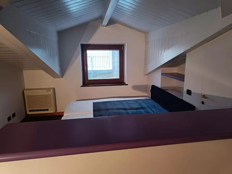 Immagine 4 di Appartamento in affitto  a Como