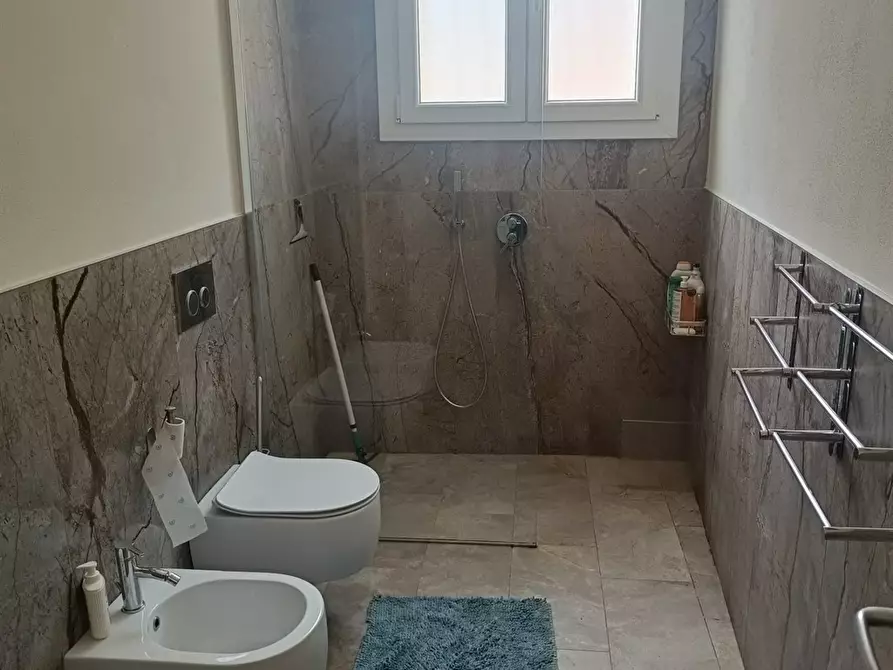 Immagine 2 di Appartamento in affitto  a Como