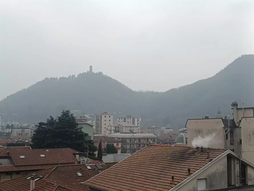 Immagine 2 di Appartamento in affitto  a Como