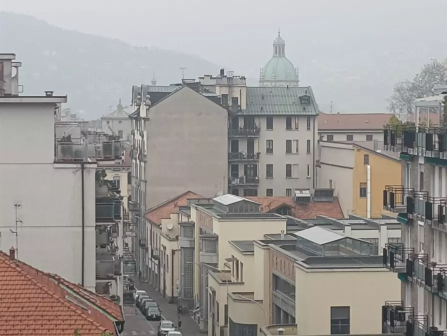 Immagine 6 di Appartamento in affitto  a Como