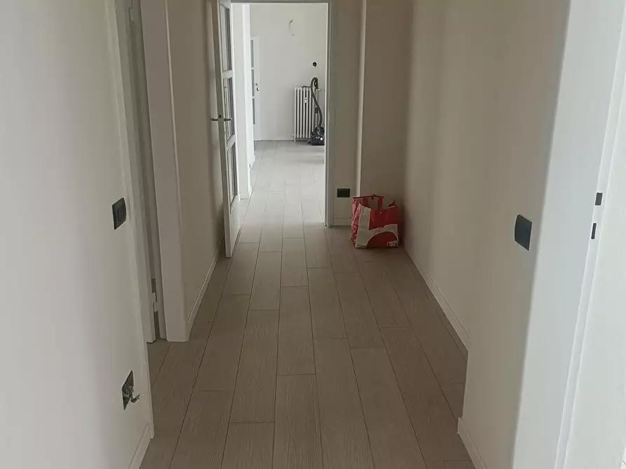 Immagine 3 di Appartamento in affitto  a Como