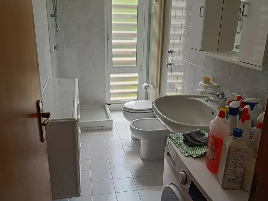 Immagine 4 di Appartamento in affitto  a Como
