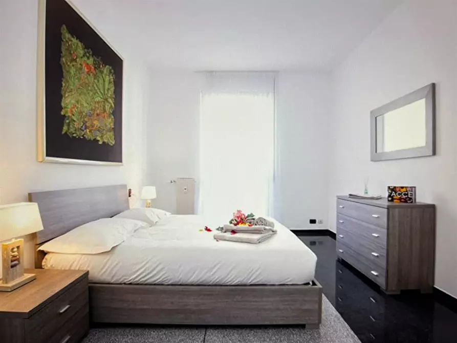 Immagine 8 di Appartamento in affitto  a Como