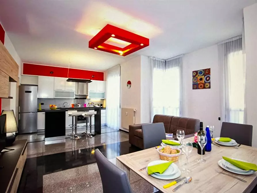 Immagine 1 di Appartamento in affitto  a Como