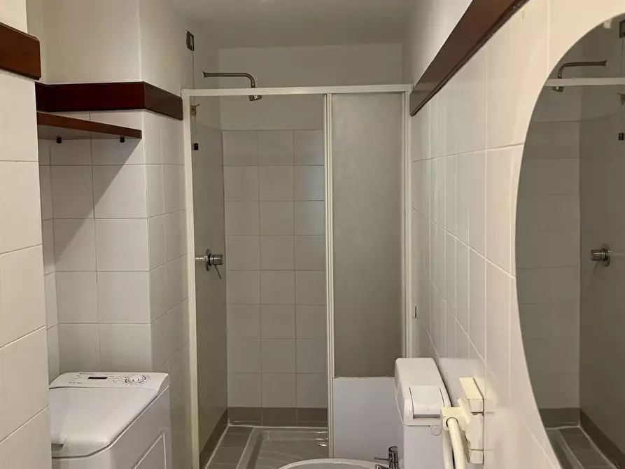 Immagine 3 di Appartamento in affitto  a Como