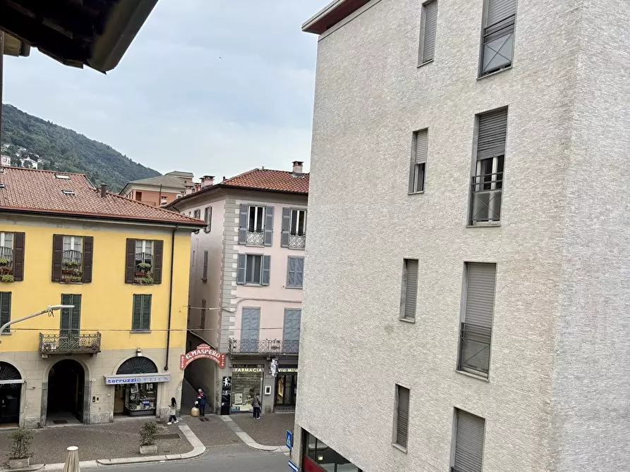 Immagine 6 di Appartamento in affitto  a Como