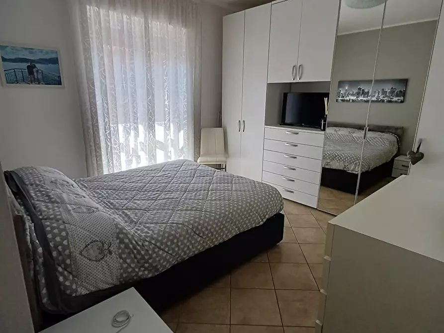 Immagine 1 di Appartamento in vendita  a Como