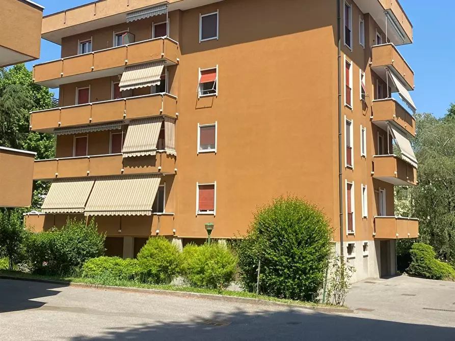 Immagine 4 di Appartamento in vendita  a Como