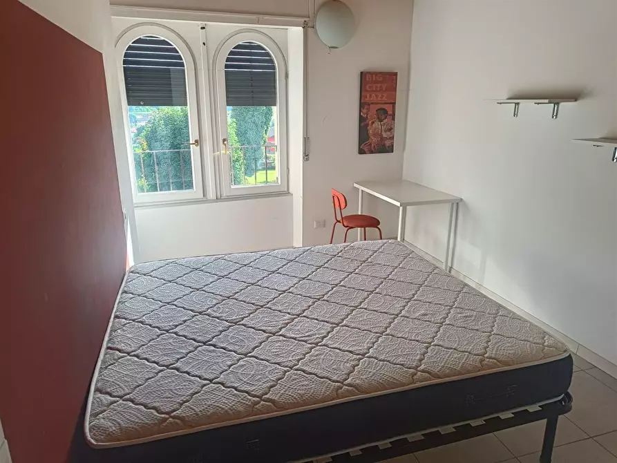 Immagine 1 di Appartamento in affitto  a Montano Lucino