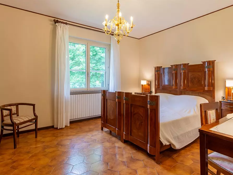 Immagine 1 di Villa in affitto  a Villa Guardia