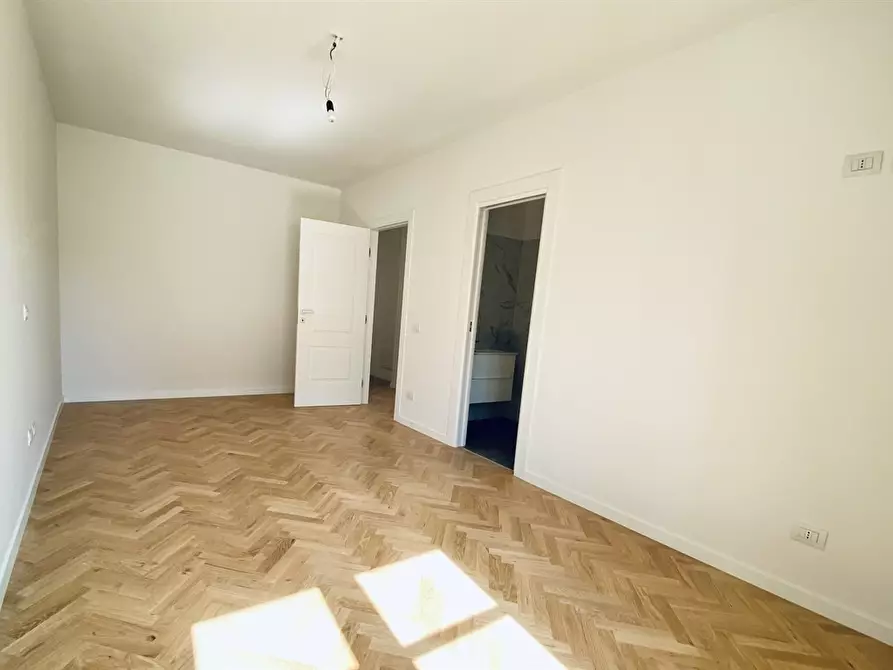 Immagine 3 di Appartamento in vendita  a Albano Laziale