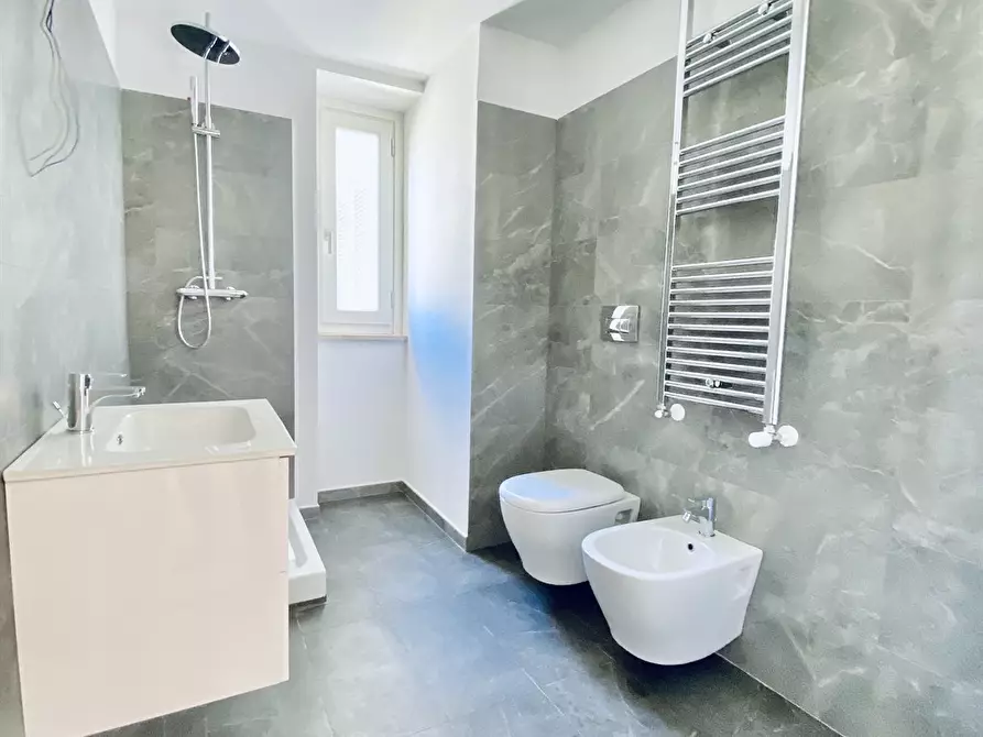 Immagine 5 di Appartamento in vendita  a Albano Laziale