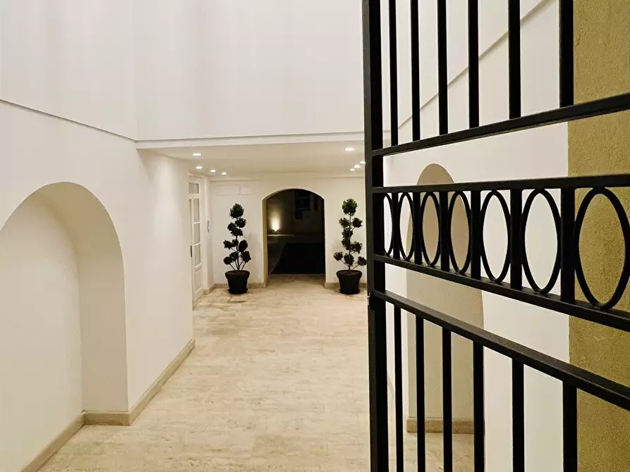 Immagine 1 di Appartamento in vendita  in Via Aurelio Saffi 71 a Albano Laziale