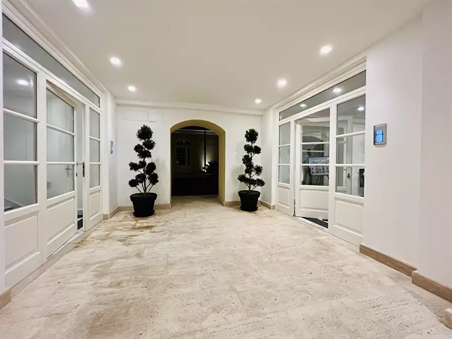 Immagine 1 di Appartamento in vendita  in Via Aurelio Saffi 71 a Albano Laziale