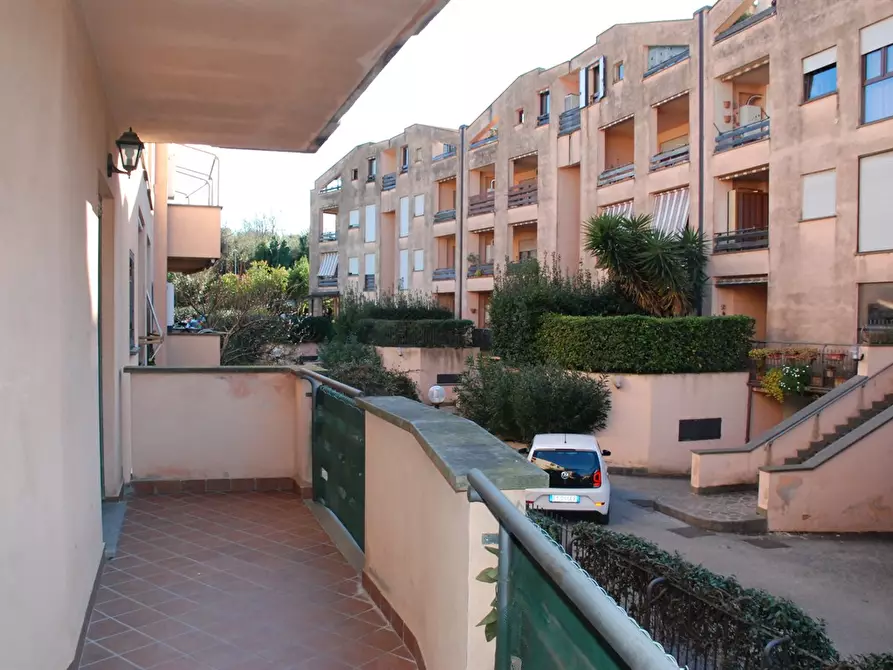 Immagine 7 di Appartamento in vendita  in Via del Laghetto 3 a Castel Gandolfo