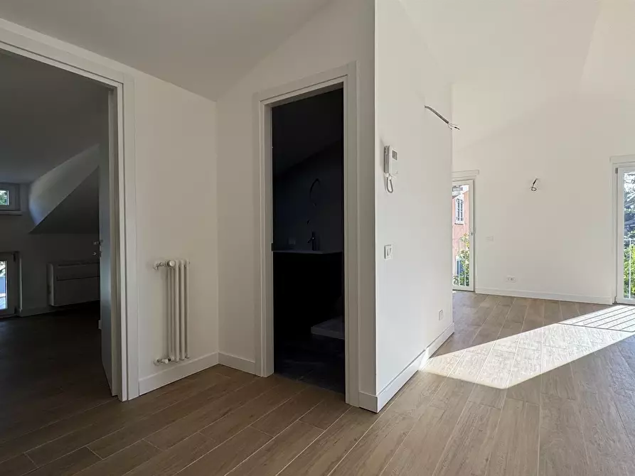 Immagine 3 di Attico in vendita  in Via Leone Cattani 34 a Ariccia