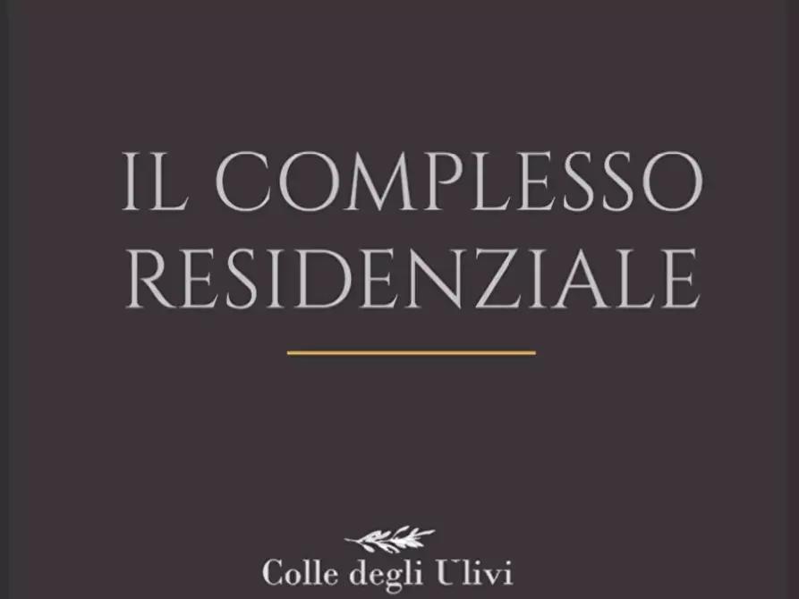 Immagine 1 di Villa in vendita  a Frascati