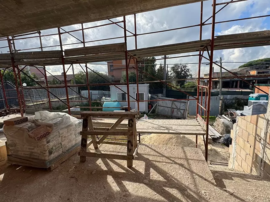 Immagine 8 di Casa bifamiliare in vendita  a Roma