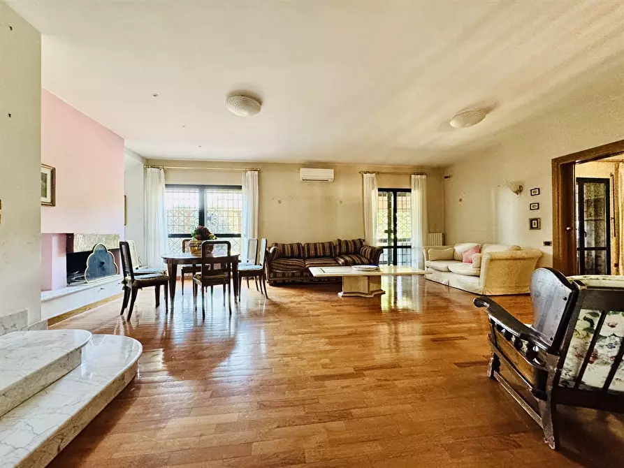 Immagine 6 di Appartamento in vendita  in Via Gaetano Donizetti 52 a Albano Laziale