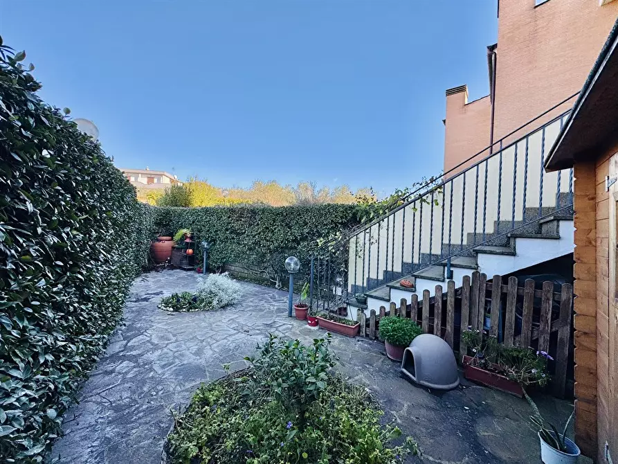 Immagine 7 di Appartamento in vendita  in via del cancello 8 a Albano Laziale