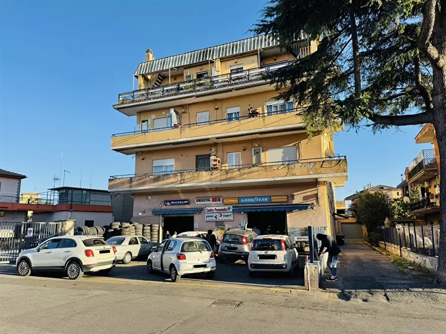 Immagine 6 di Appartamento in vendita  in Via Dei Mille 50 a Marino