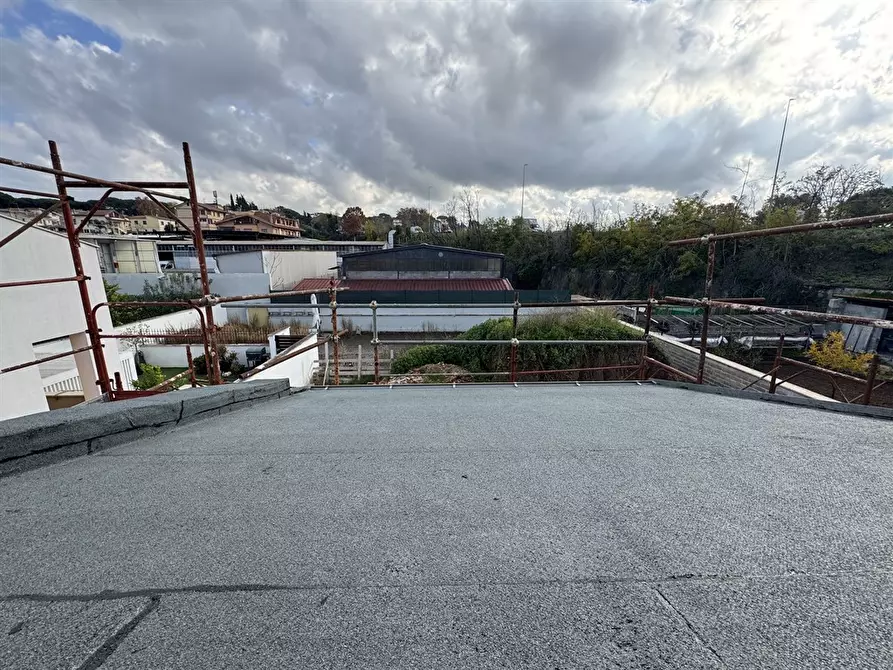 Immagine 8 di Villetta a schiera in vendita  in via casale paoloni 27 a Roma