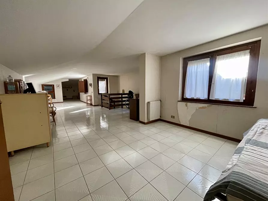 Immagine 5 di Appartamento in vendita  in Via Trilussa 119 a Albano Laziale